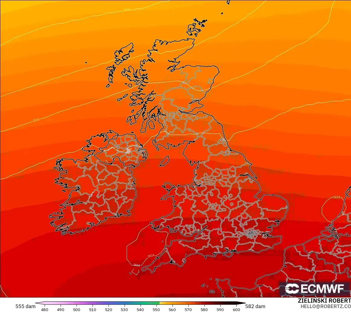 ECMWF IFS 0.25° model - Britania Raya, Ketinggian geopotensial pada 500 hPa