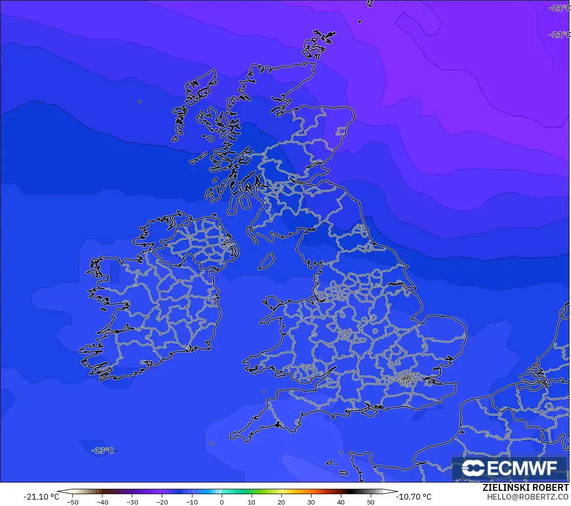 ECMWF IFS 0.25° model - Britania Raya, Suhu 500 hPa