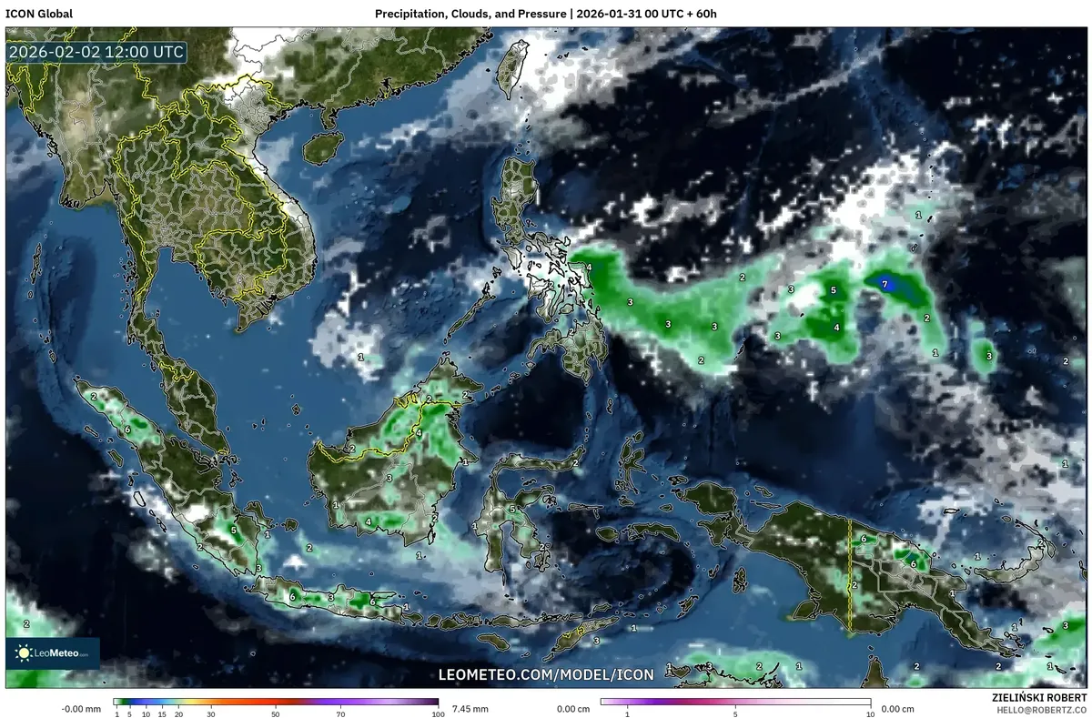 Hujan Lebat dan Awan pada Sore Hari 2 Februari 2026